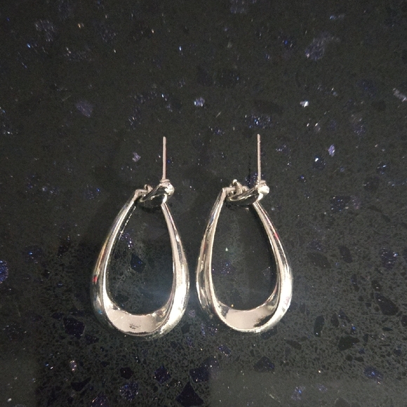 Free With Purchase - Picture 3 of 3